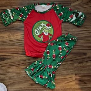 Grinch outfit